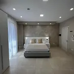 Alojamento de Acomodação e Pequeno-almoço Virgilio Lamezia Airport 4*