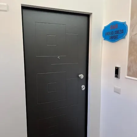B&B Virgilio Lamezia Airport 산테우페미아 라메지아